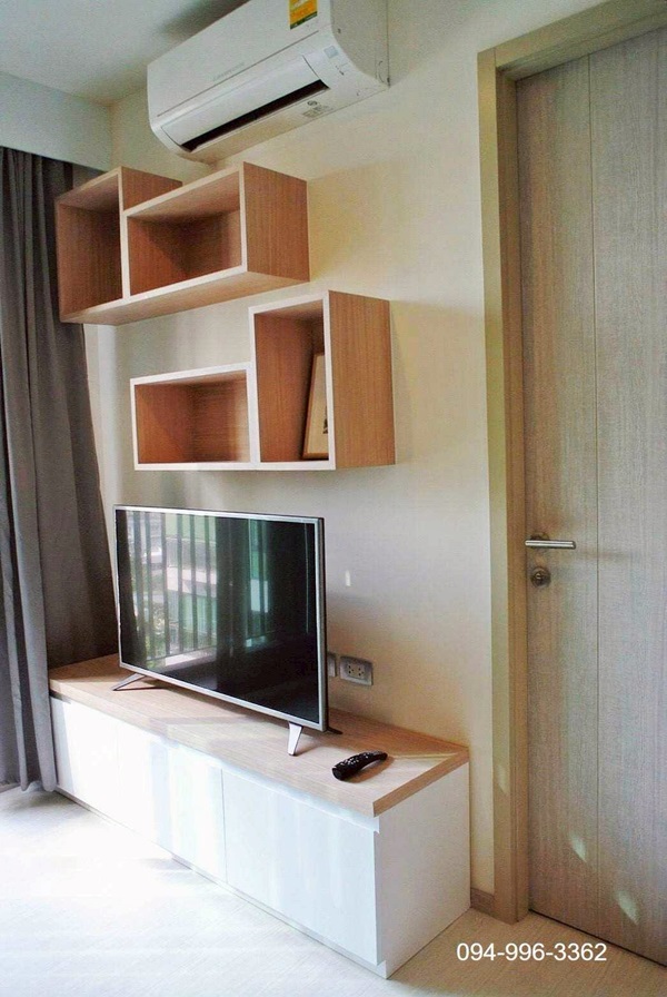 For sale RHYTHM SUKHUMVIT 36-38 ใจกลางทองหล่อ ใกล้ BTS ชั้น 10 วิวสระ โทร 094-9963362